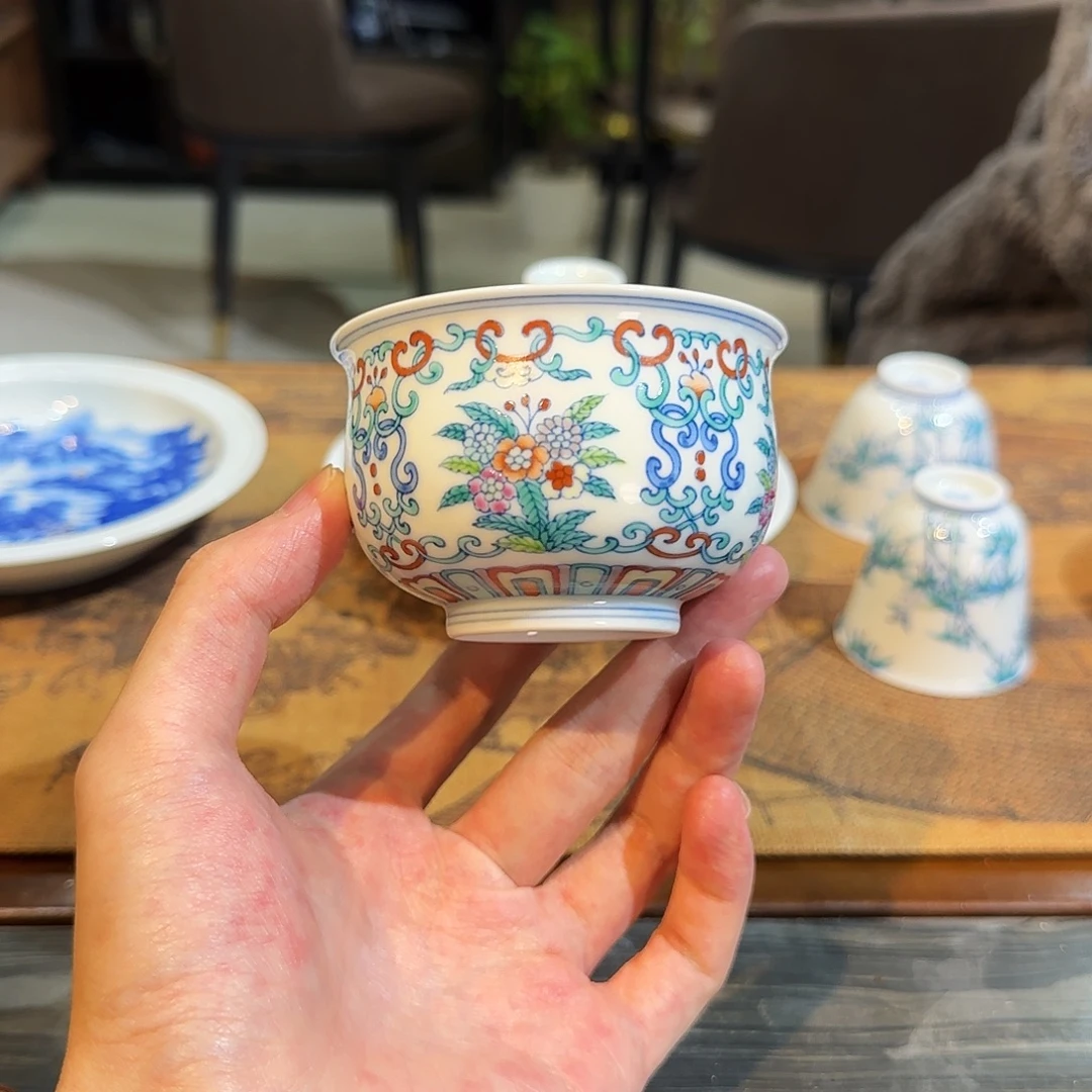 明逸堂斗彩四季花炉式杯