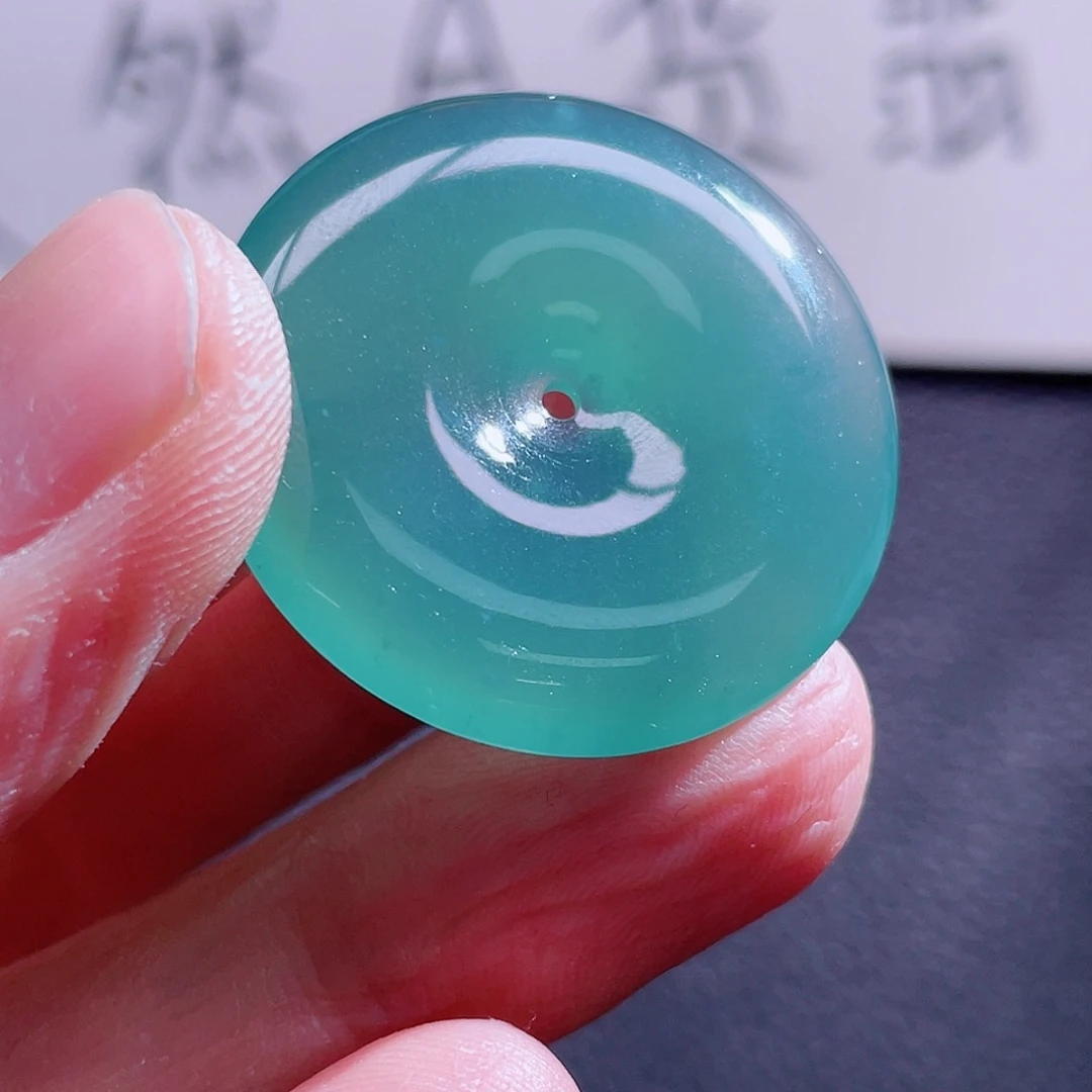 翡翠颈饰未镶嵌999999999