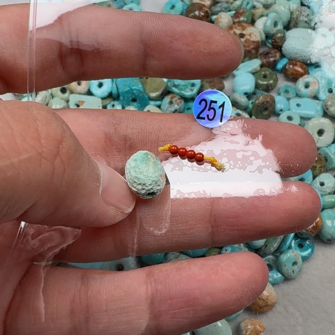 未镶嵌南红玛瑙珠宝奇石