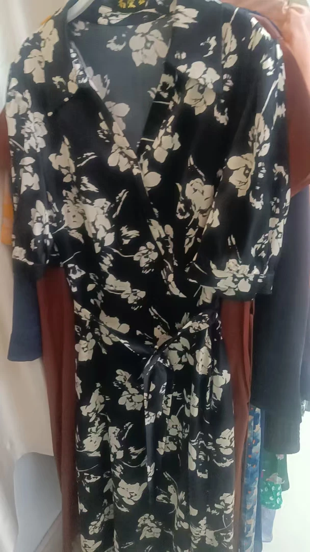 桑蚕丝连衣裙孤品516100