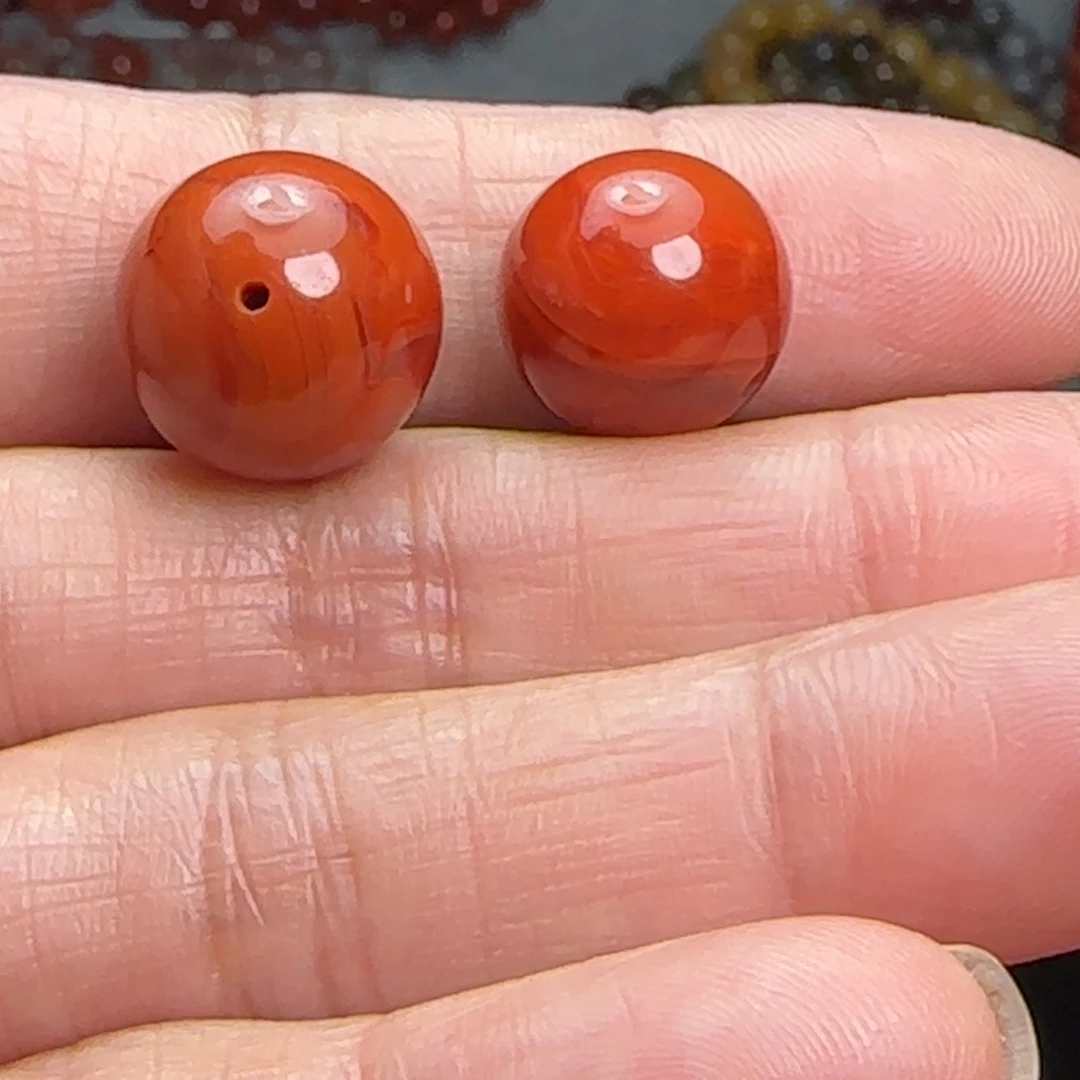 道***恒南红玛瑙未镶嵌手链