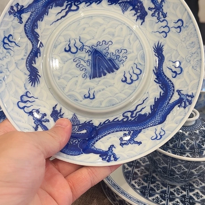 景德镇陶瓷餐具的时候