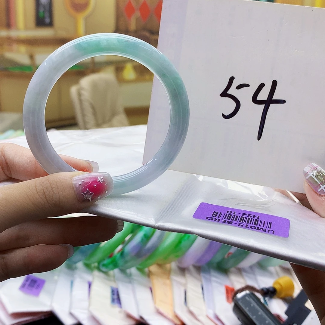 翡翠未镶嵌手镯bbbb