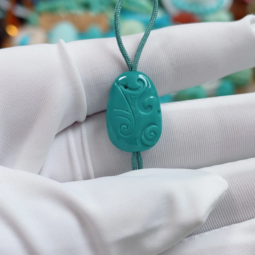 玉***缘绿松石未镶嵌珠宝奇石