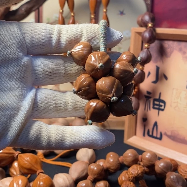 橄榄核手串/手链蜜桃葡萄挂件
