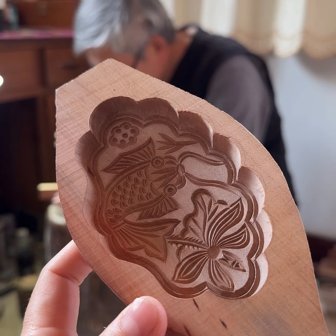 风***丽梨木原木色爷爷的鱼戏莲