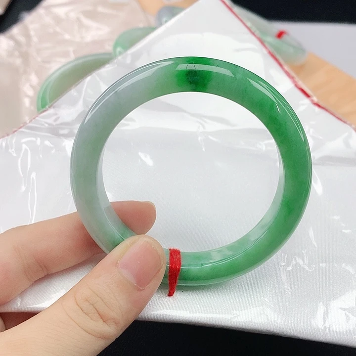 未镶嵌手镯翡翠翡翠895
