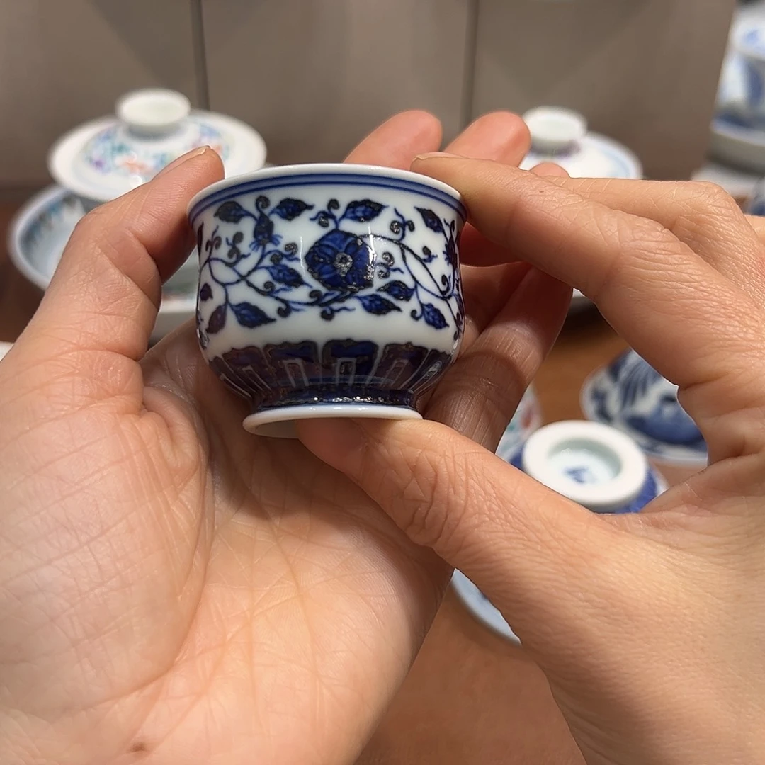 杯子缠枝炉式杯40毫升