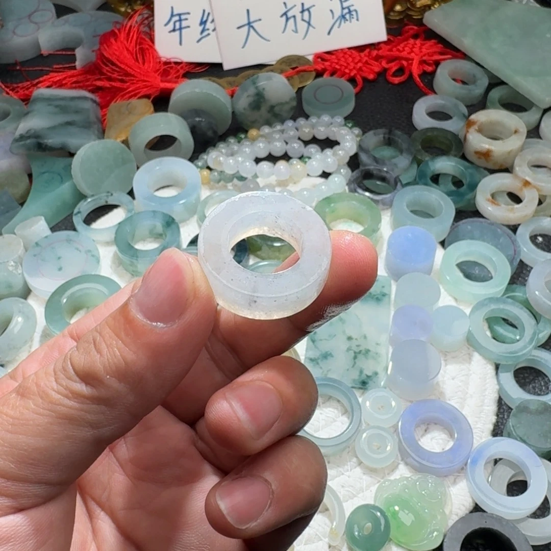 定制翡翠未镶嵌天然翡翠