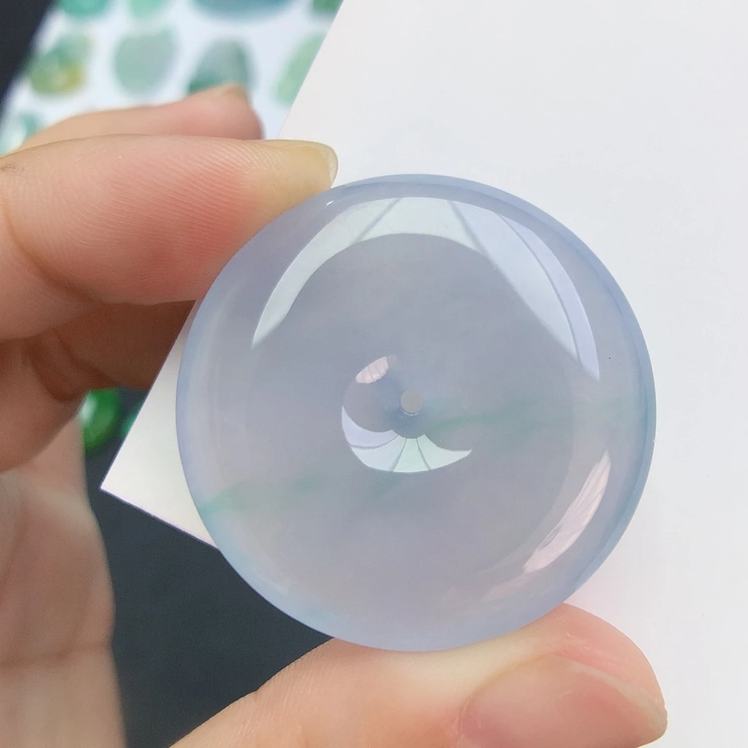 翡翠未镶嵌颈饰平安扣