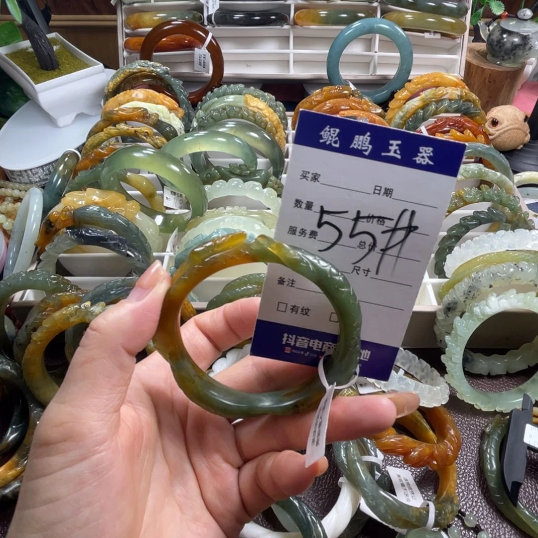 未镶嵌蛇纹石玉手镯