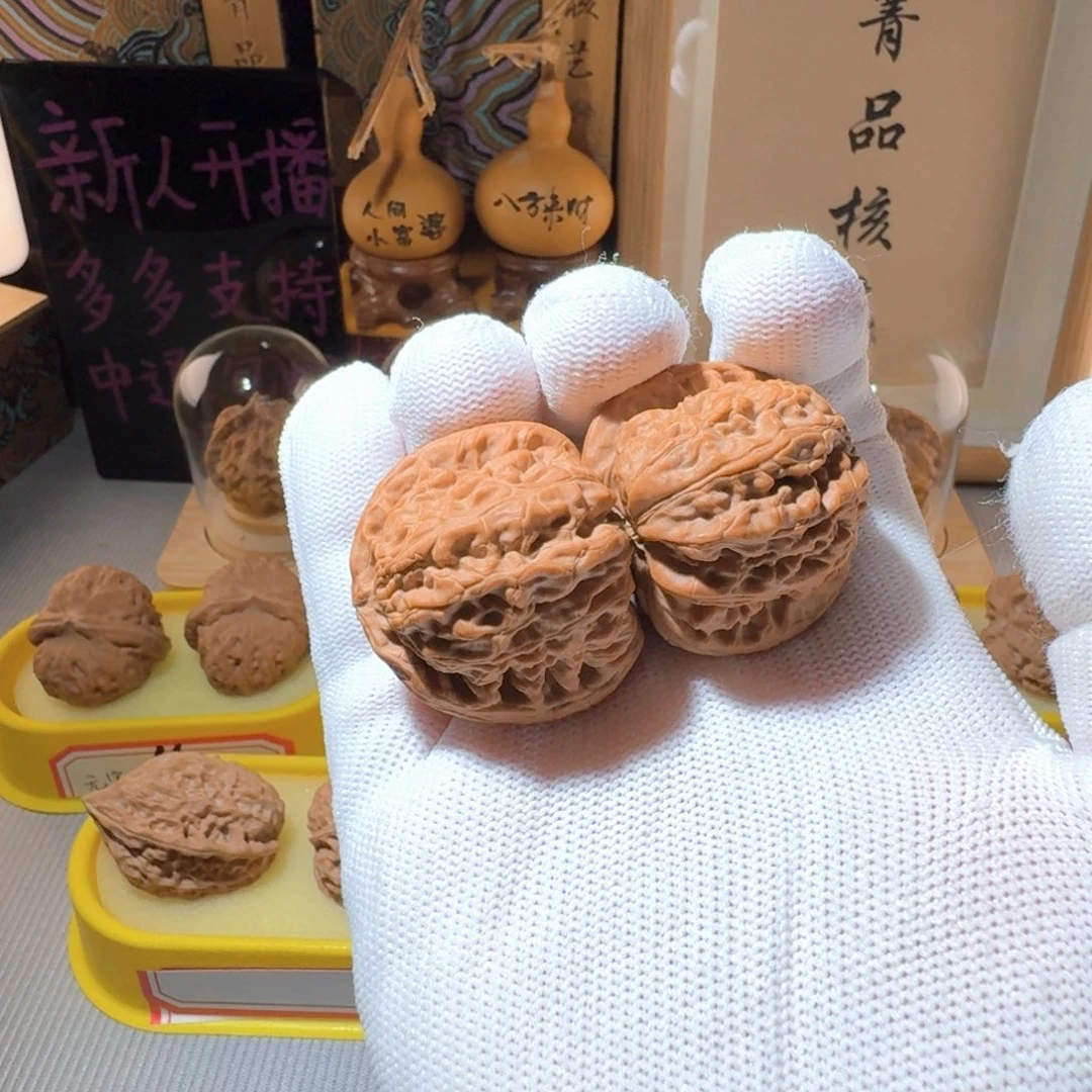 ****凡手串/手链核桃白狮子