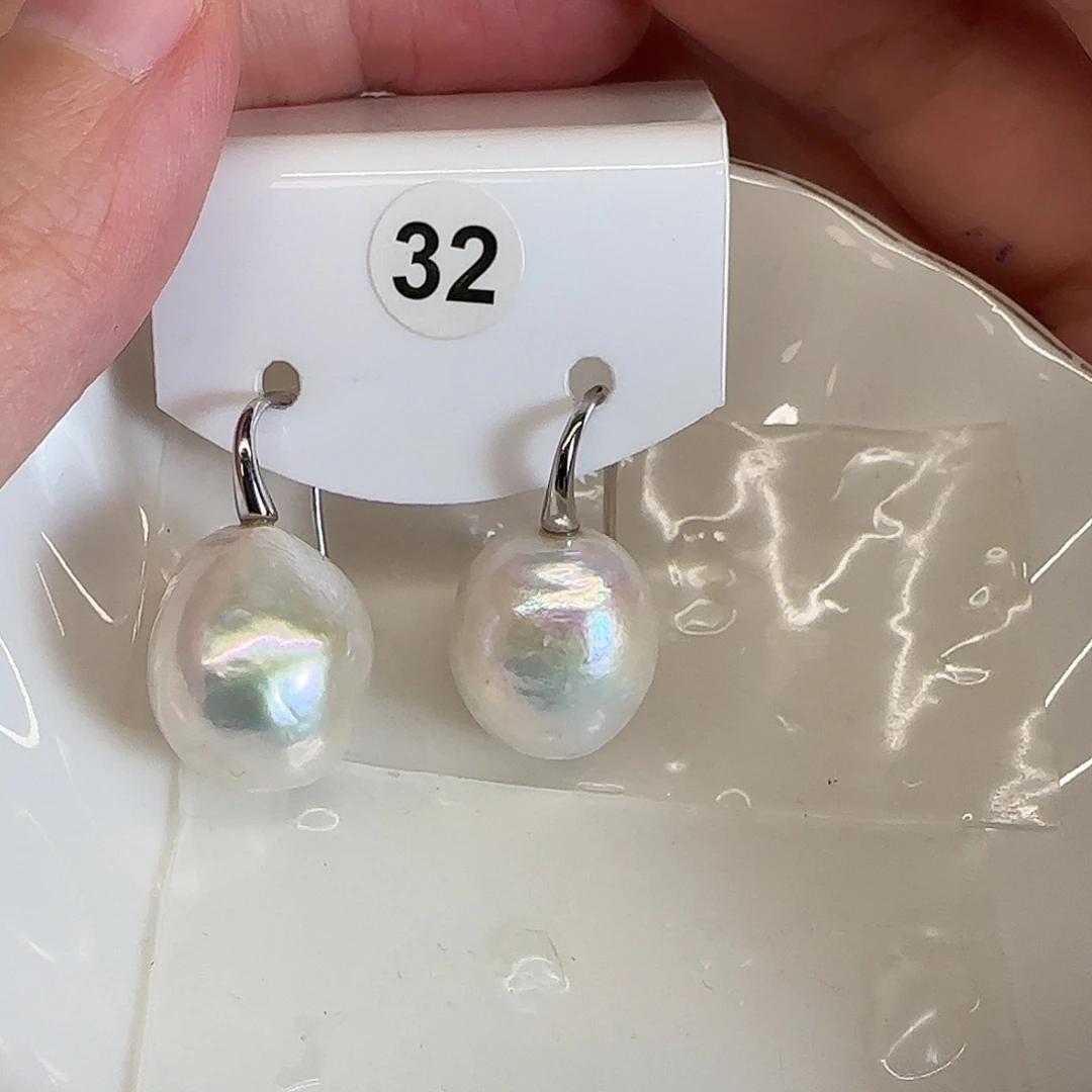 淡水珍珠耳饰银S925镶嵌P****?