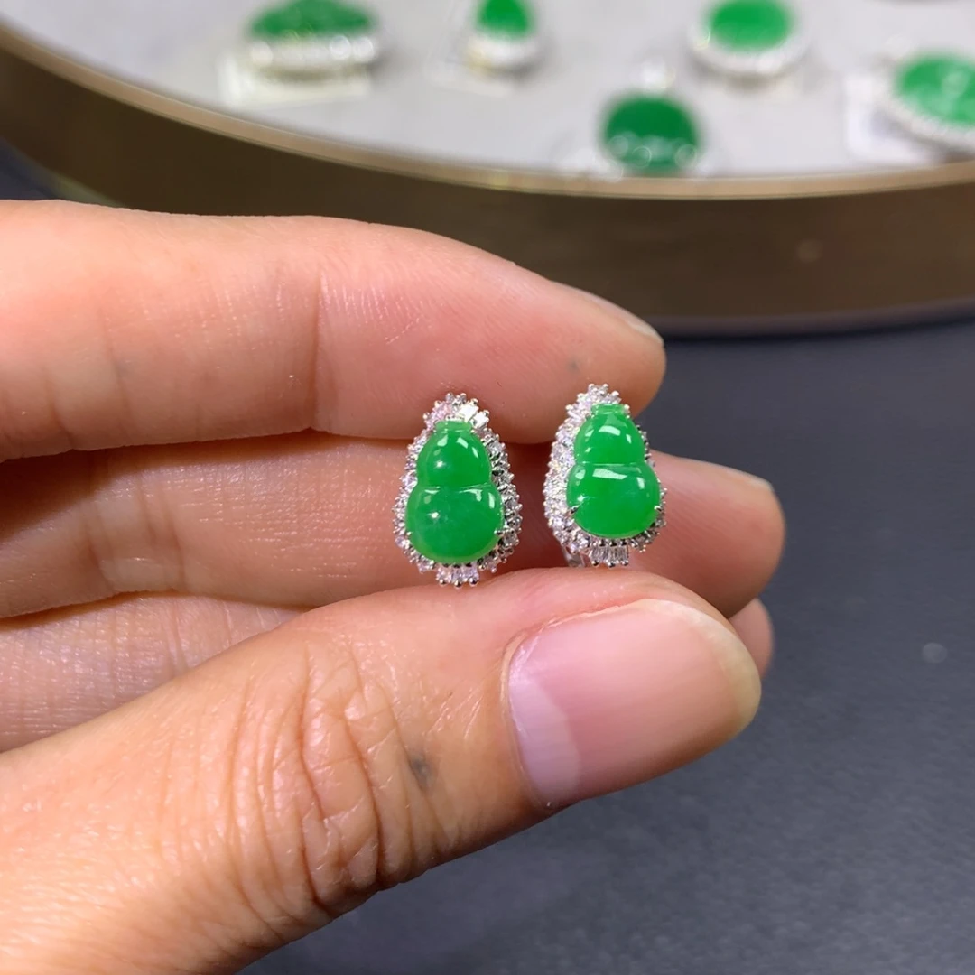 翡翠耳饰18K金镶嵌翡翠