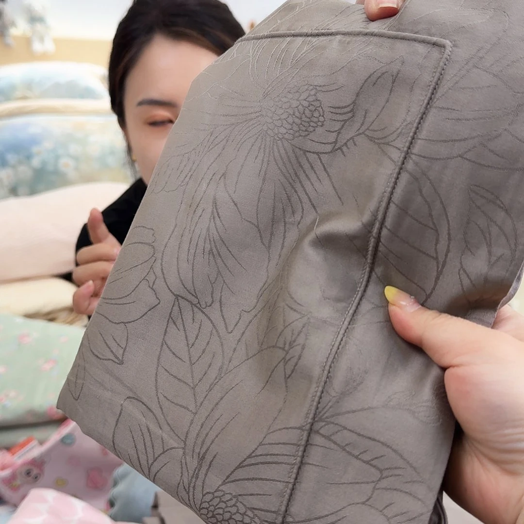 棉纯棉140支贡缎提花