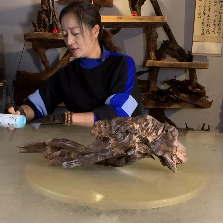城***开天然的云南紫柚木会黄水