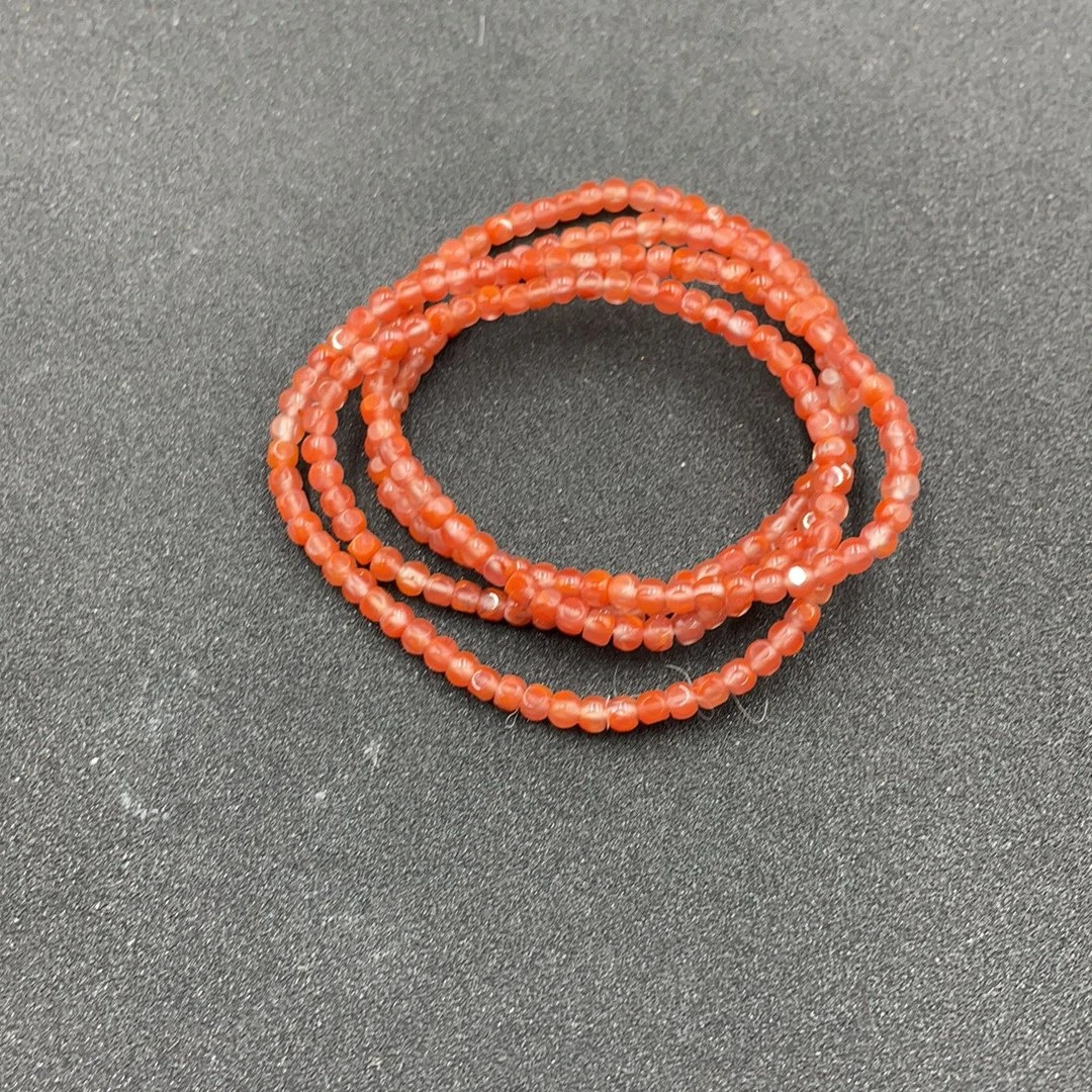 BY0218FMC标11 南红手串