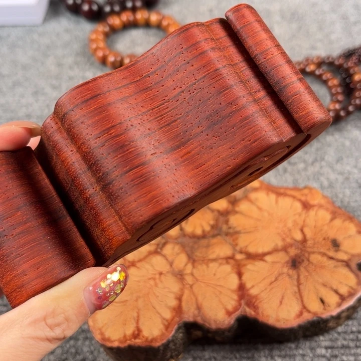 非洲紫檀（红花梨）与*