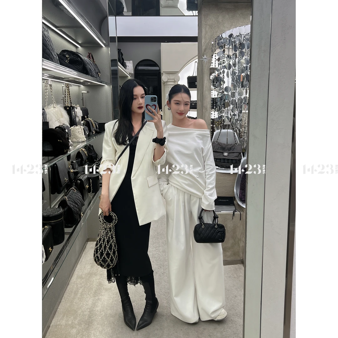 1423 【慵懒调性】纯色百搭斜肩长袖上衣&腰边设计阔腿裤