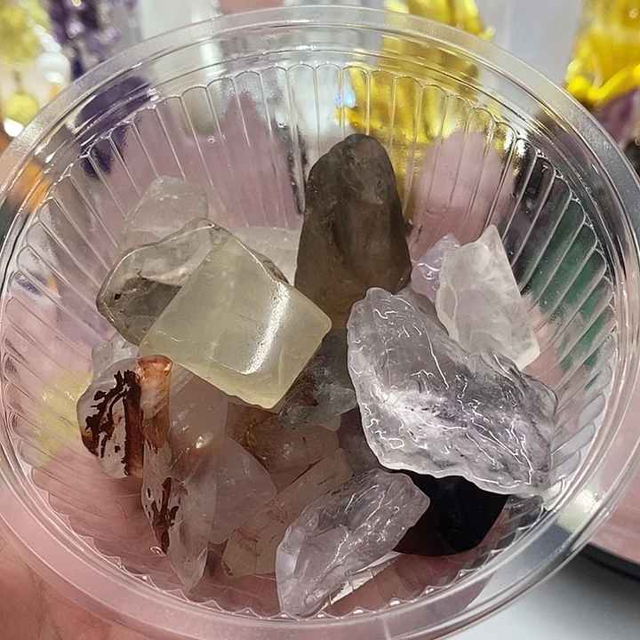 未镶嵌摆件水晶水晶微瑕