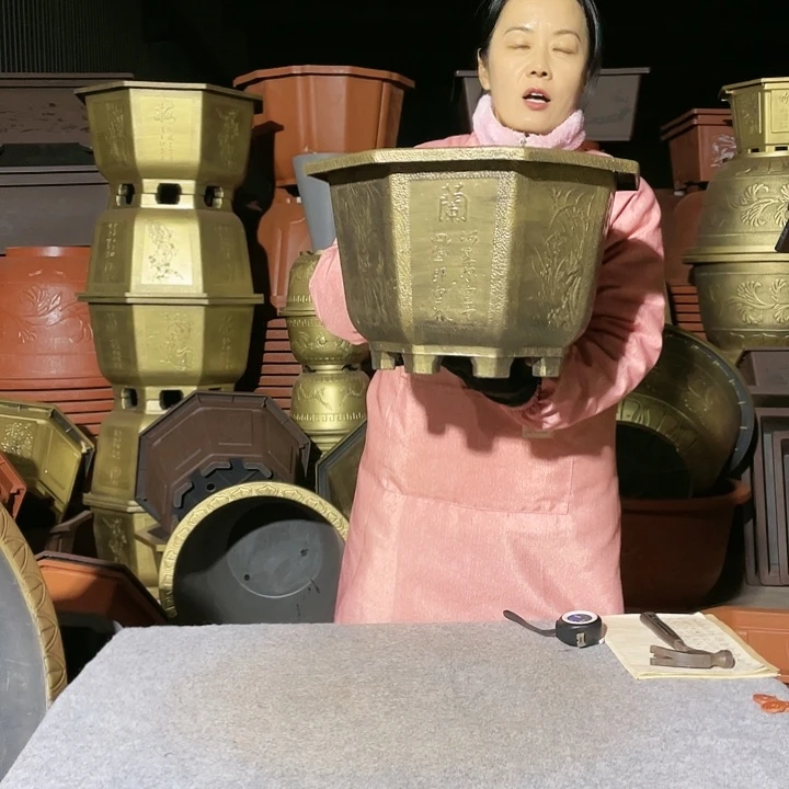 八角古铜四零六个