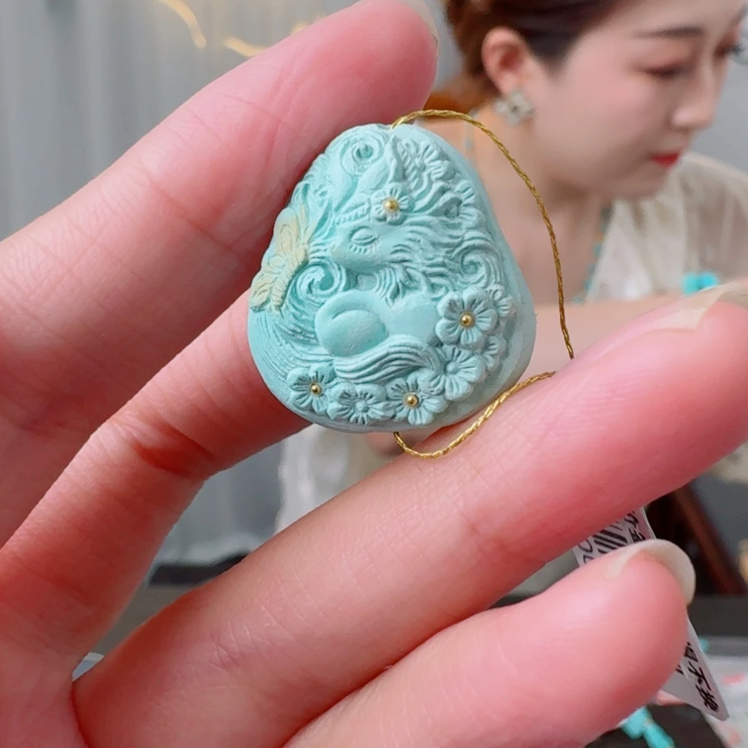 未镶嵌绿松石珠宝奇石
