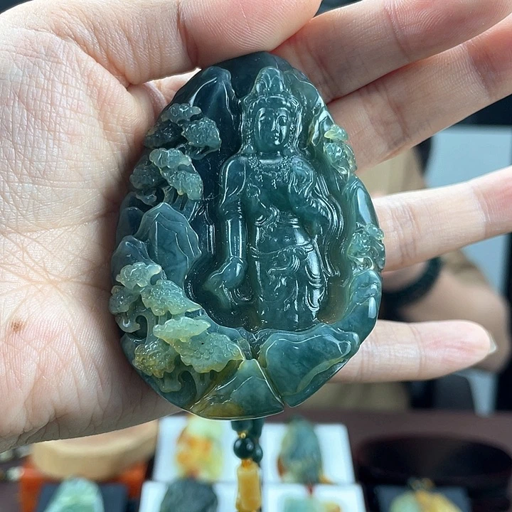 蛇纹石玉颈饰未镶嵌咖**茶