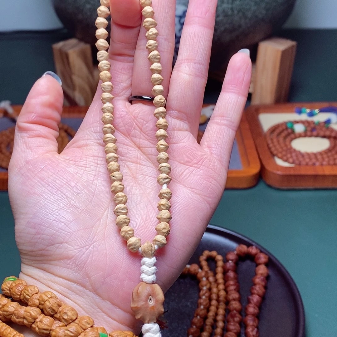 柏香籽/百香籽吊坠75