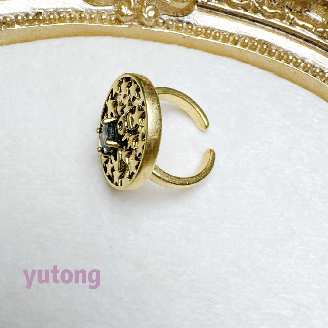 铜合金锆石戒指 【雨桐轻奢饰品】设计款戒指KY01152