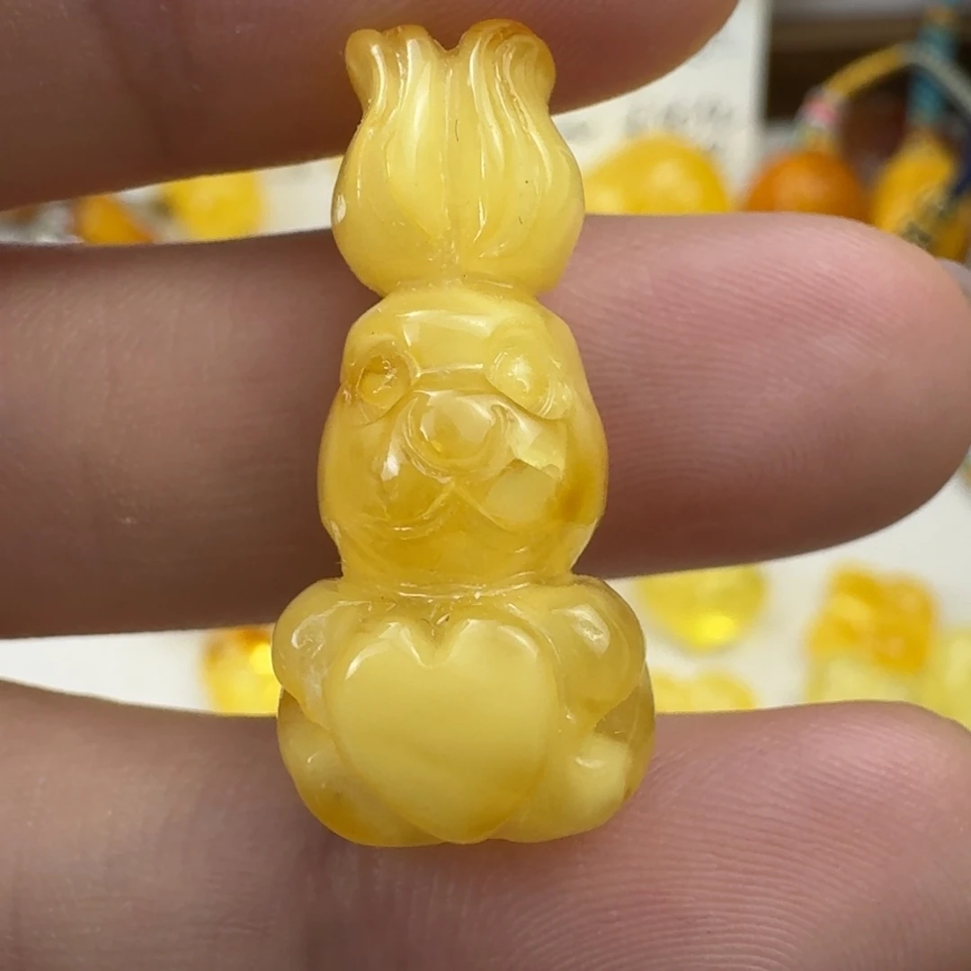 蜜蜡未镶嵌珠宝奇石微粉备注打孔 28×12.4×11mm