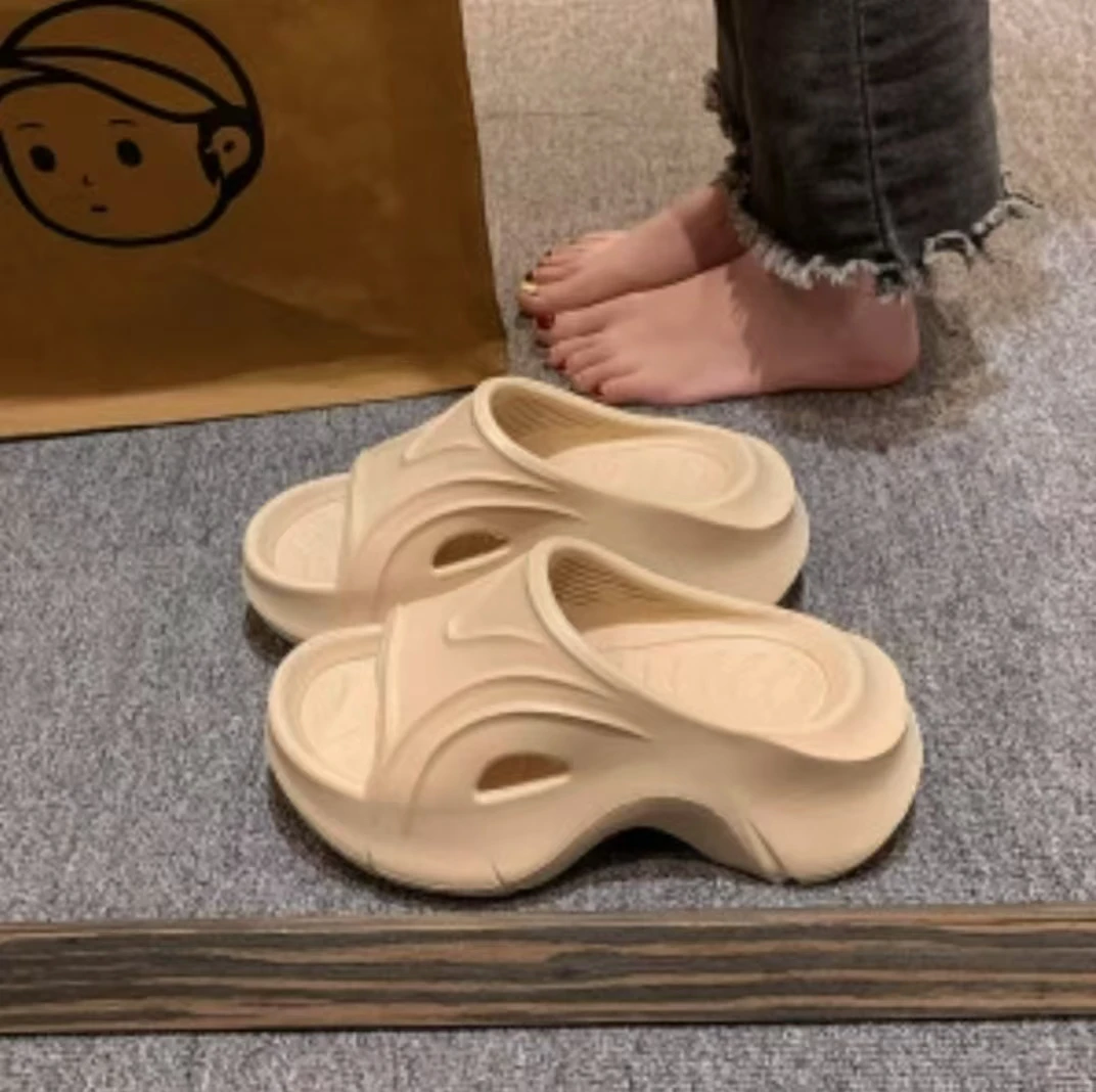 小蛮腰6.5公分家居户外休闲运动拖鞋（微瑕有瑕疵介意者勿拍）