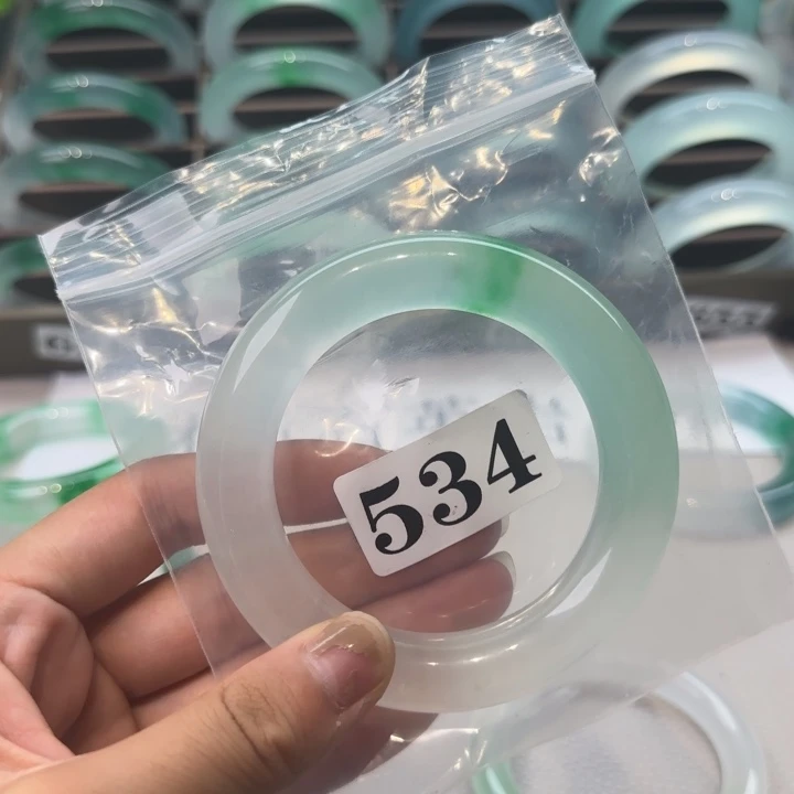 玉香*?时尚手镯534