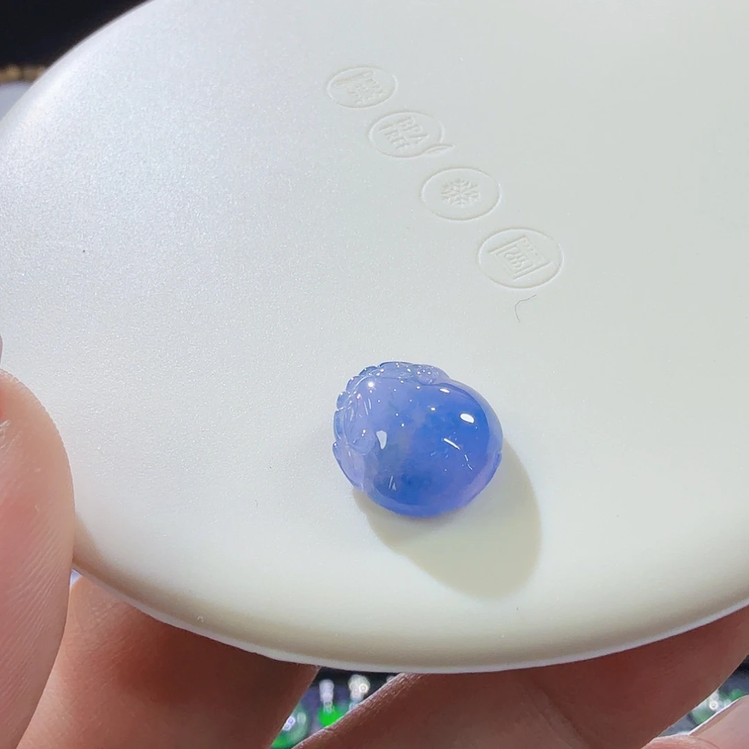 翡翠未镶嵌颈饰裸石