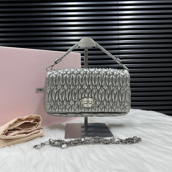 谬谬/95新/包包/250222EV0020/C17418006368