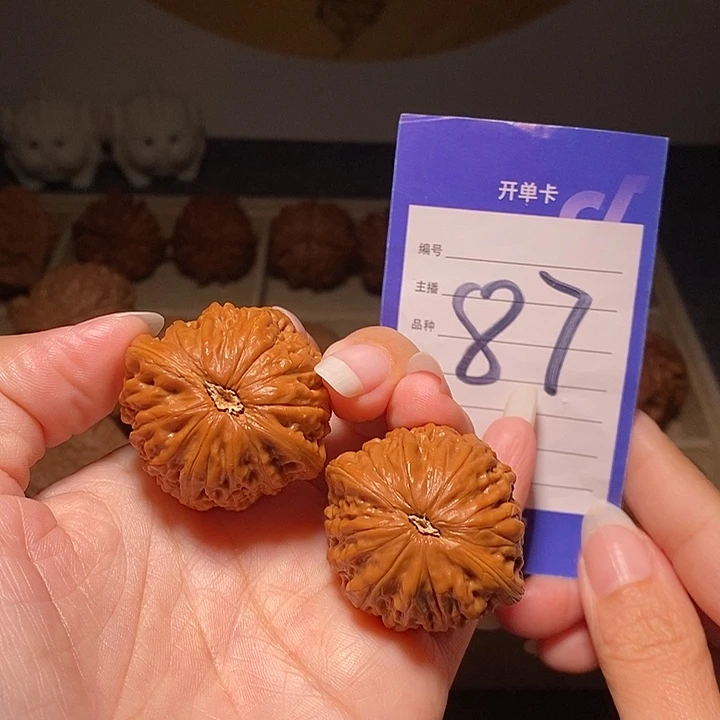 文玩核桃把件铁锤妹妹38左右