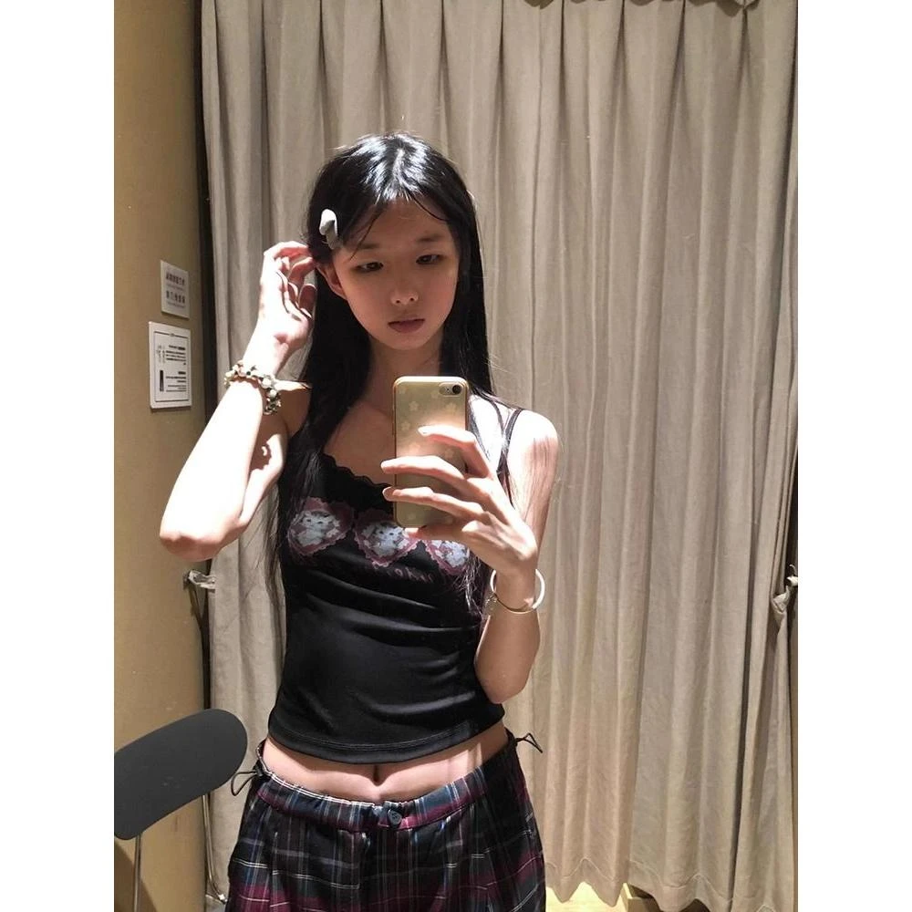 夏季打底克支精棉女款卡通短款吊带百搭女夏不规则小众设计感上衣