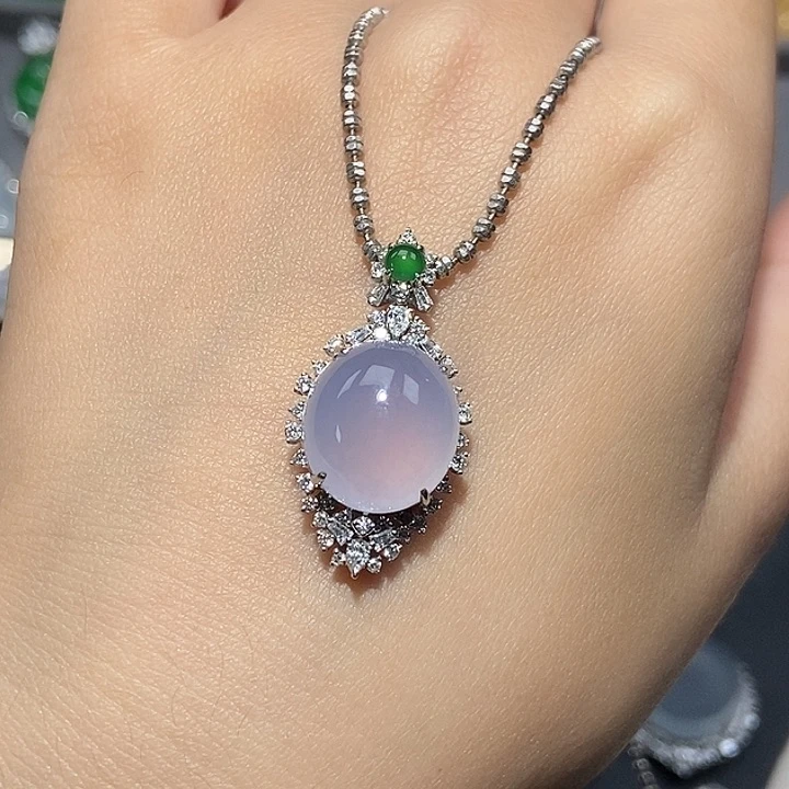 颈饰18K金镶嵌翡翠不含项链