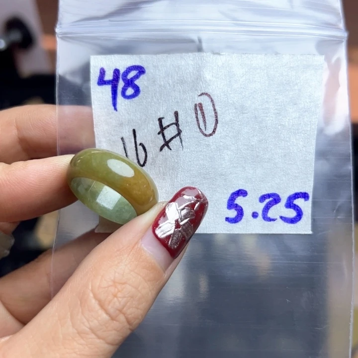 定制翡翠未镶嵌阳*戒