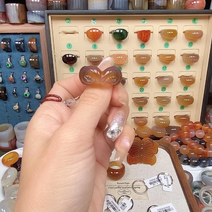 合金戒指玛瑙/玉髓唯*?