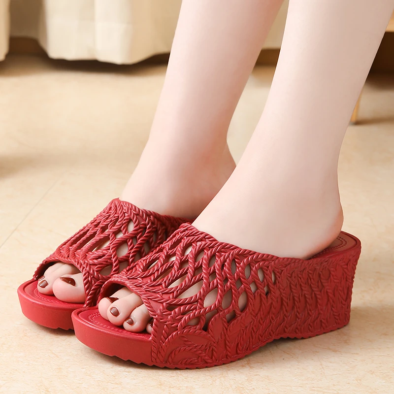 新款坡跟拖鞋女夏季厚底室内家用休闲百搭高跟外穿凉拖鞋浴室防滑