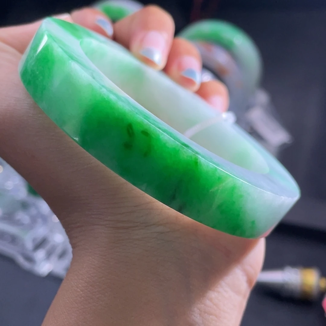 定制翡翠未镶嵌正圈