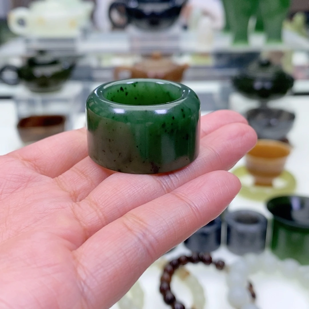 和田玉扳指微瑕未镶嵌