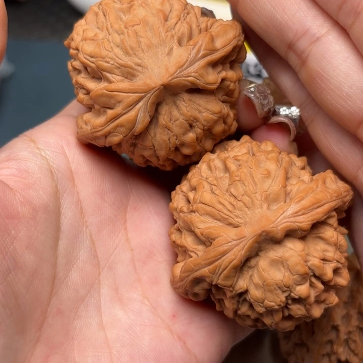 卓***凡吊坠文玩核桃53-28064-02