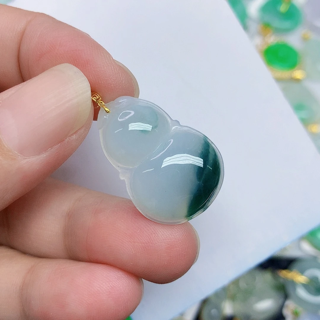 翡翠18K金镶嵌颈饰456776