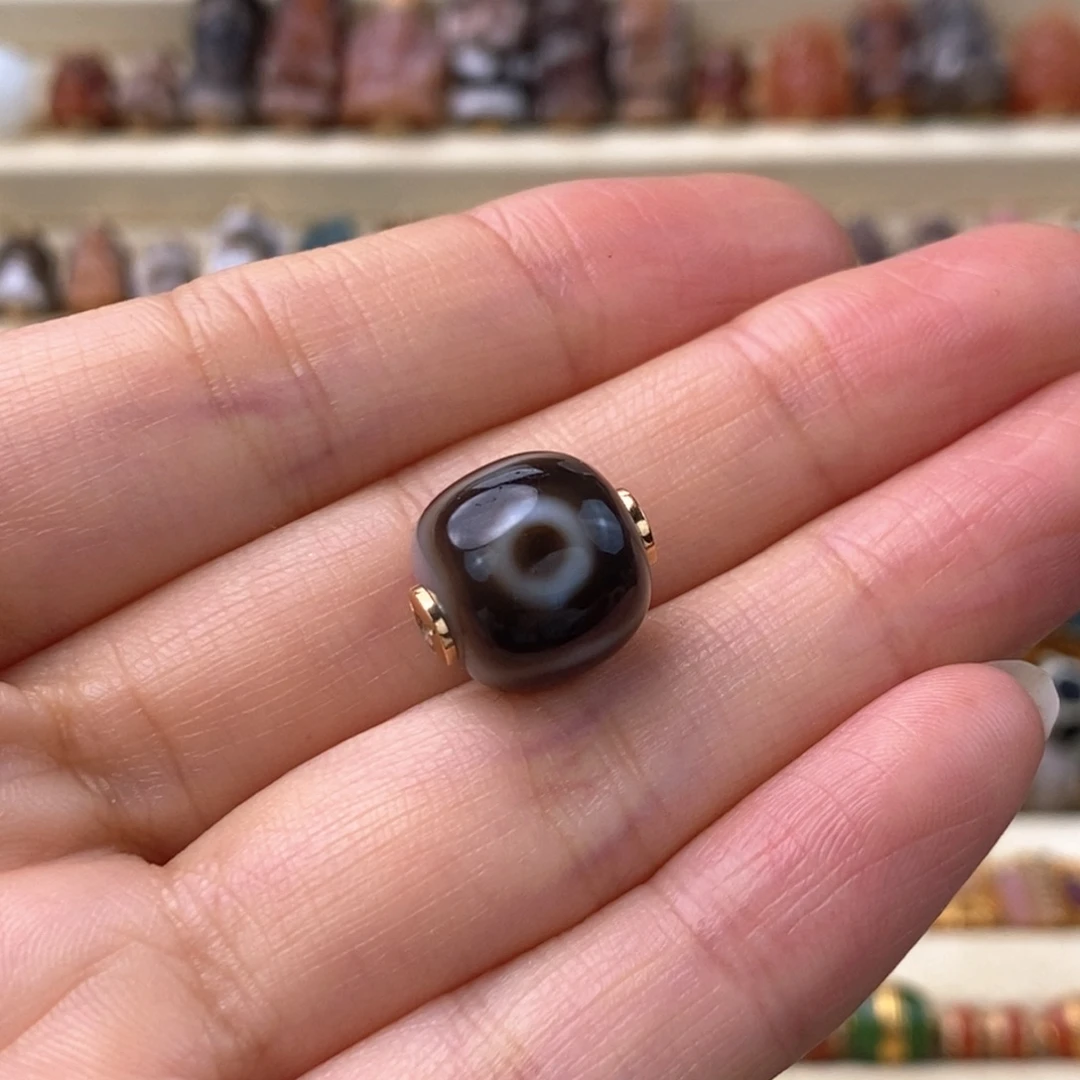 玛瑙/玉髓18K金镶嵌颈饰