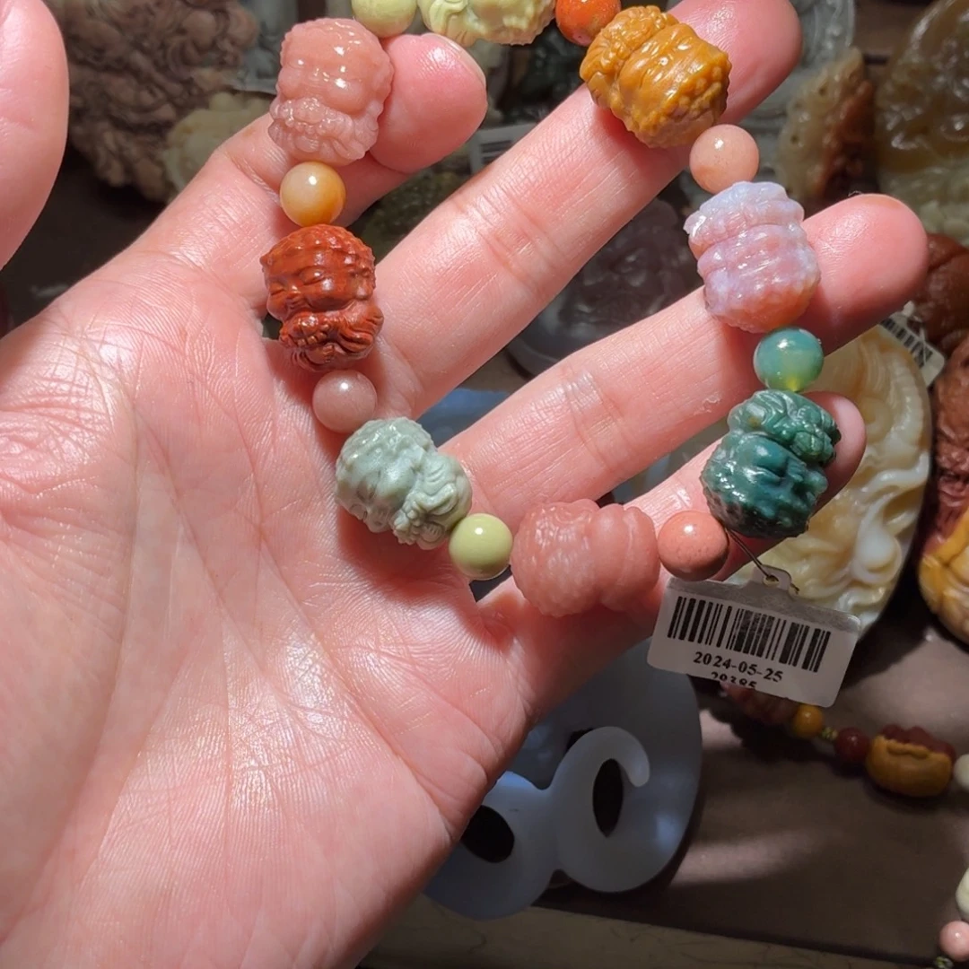 郁***听定制石英质玉未镶嵌手串22