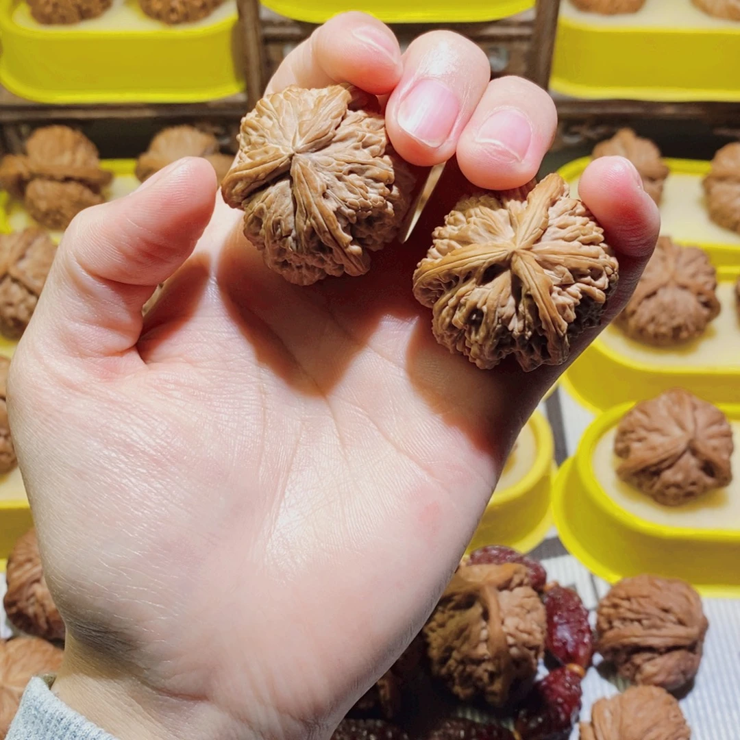 吊坠文玩核桃白奔