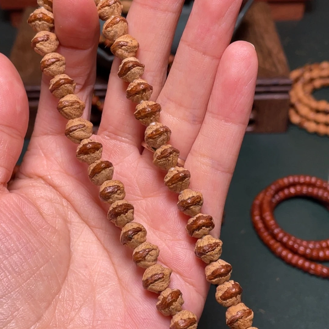 吊坠柏香籽/百香籽红芽刺忙手持