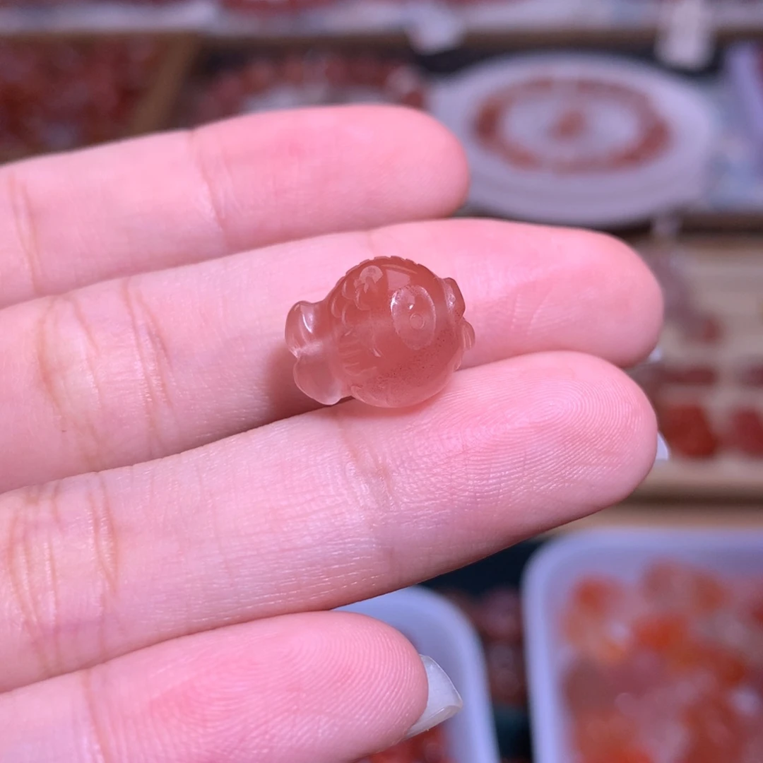 南红玛瑙未镶嵌珠宝半成品嘟嘟鱼