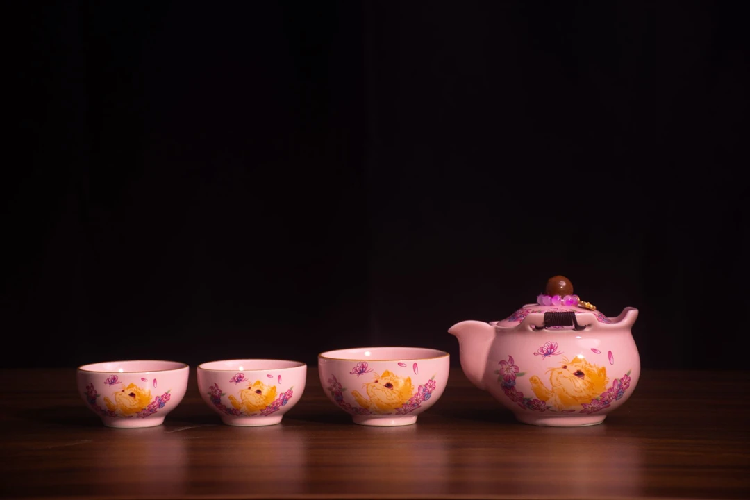 粉色猫咪旅行茶具陶瓷套装一壶三杯茶杯茶壶彩绘手绘描金创意